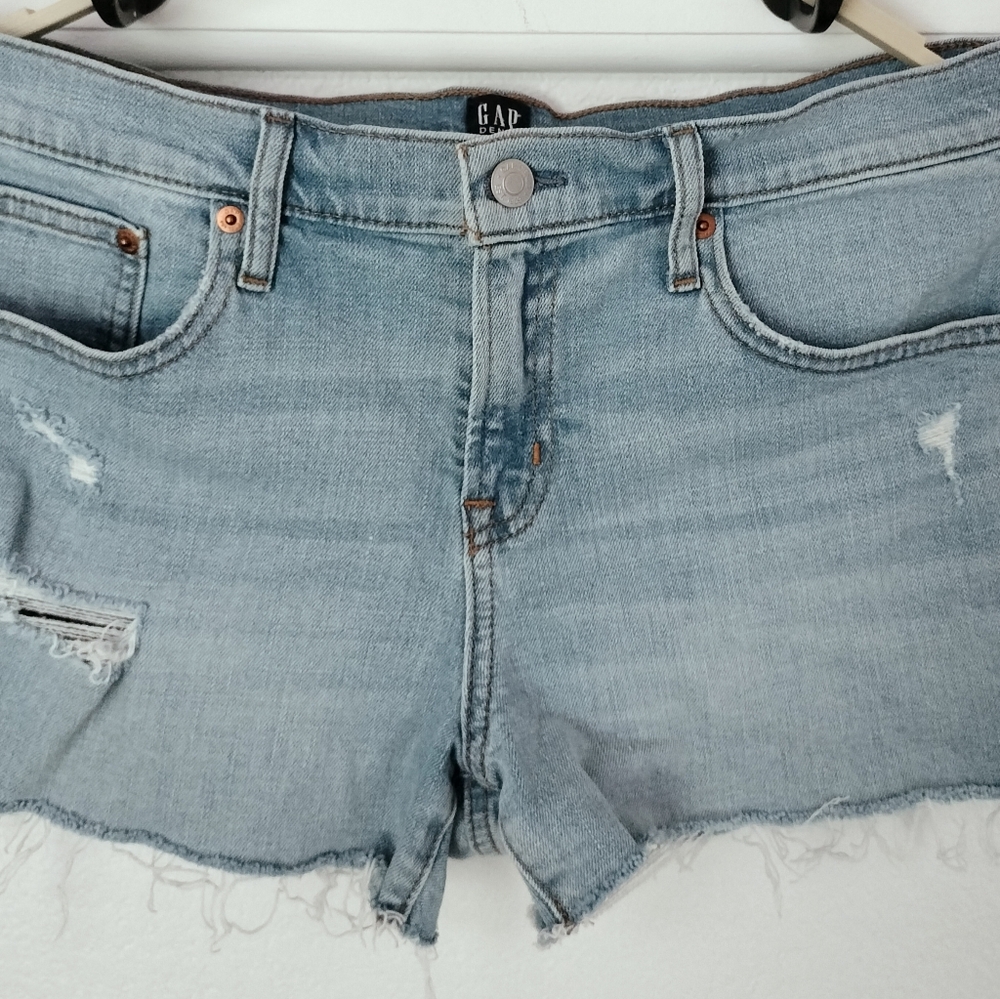 NWOT Gap shorts